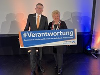 Willi Kerkes im Pro-Polizei Weilburg e.V.-Stand Foto: Torsten Heimann