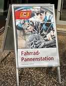 Foto privat - Hinweisschild zur Fahrrad-Pannenstation